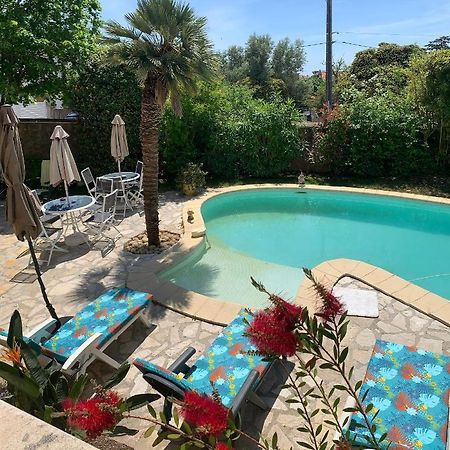 Grande Chambre Dans Villa Proche De La Plage Сет Екстериор снимка